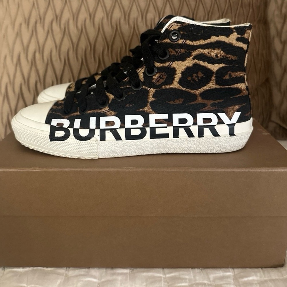 BURBERRY Women’s Logo and Leopard Print Sneakers